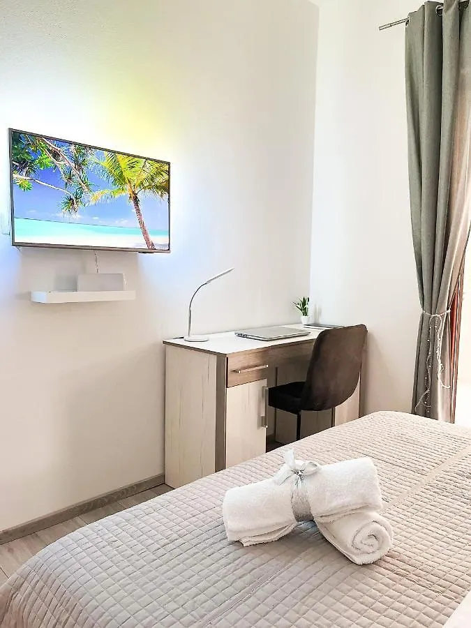 Apartments T&T Trogir 0*,